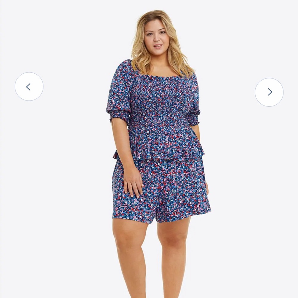 Knit Smocked Top in Ditsy Floral — Draper James